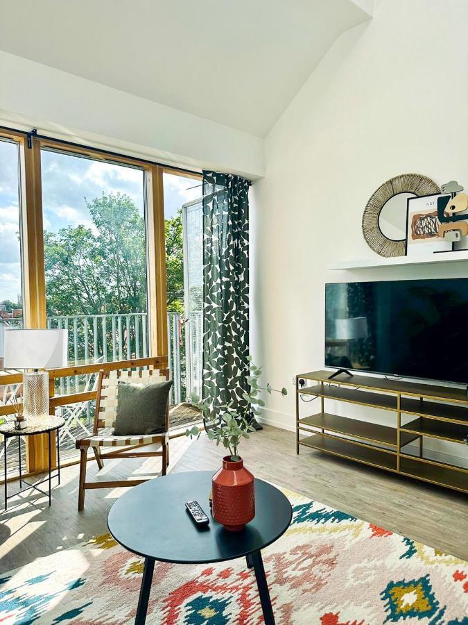 Coventry Large 4-Bed Townhouse By Empower Homes Luaran gambar