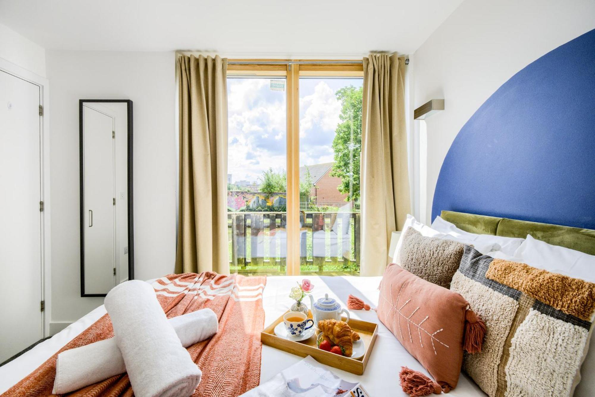 Coventry Large 4-Bed Townhouse By Empower Homes Luaran gambar