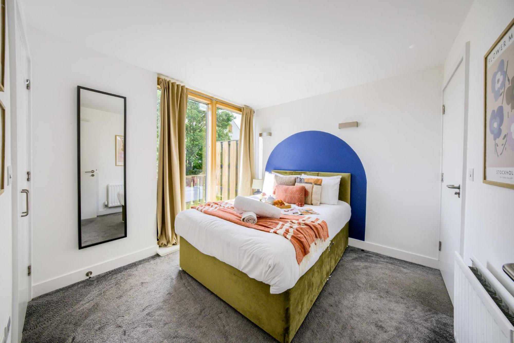 Coventry Large 4-Bed Townhouse By Empower Homes Luaran gambar